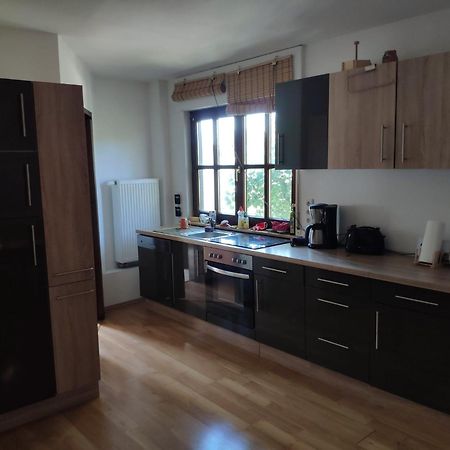 Ferienwohnung Mit 123Qm Fuer 8 Personen Mit Sehr Grossem Garten, Einfache Innen-Ausstattung لبسيا المظهر الخارجي الصورة