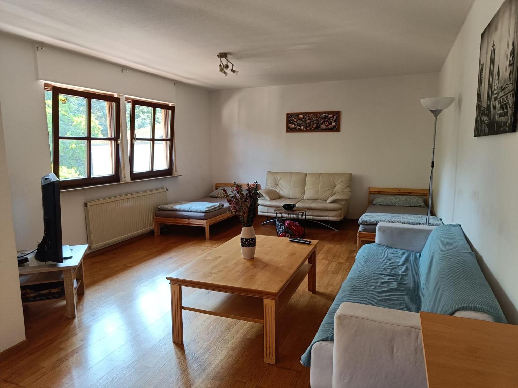 Ferienwohnung Mit 123Qm Fuer 8 Personen Mit Sehr Grossem Garten, Einfache Innen-Ausstattung لبسيا المظهر الخارجي الصورة